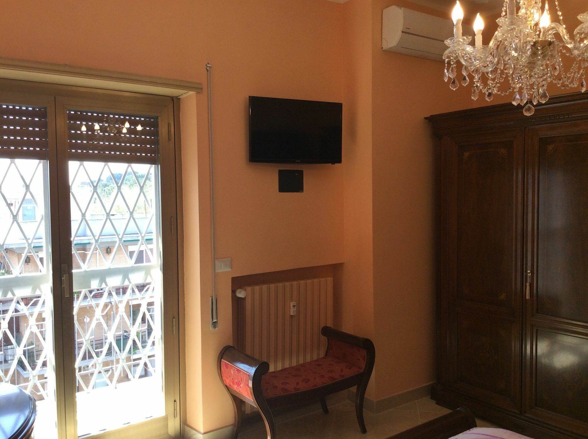 Hotel The Sun House Roma Exterior foto